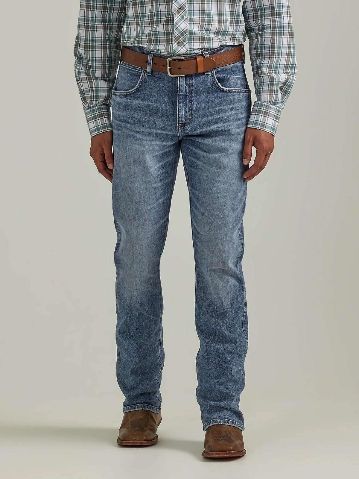 Wrangler Men's Retro Boot Cut Jean