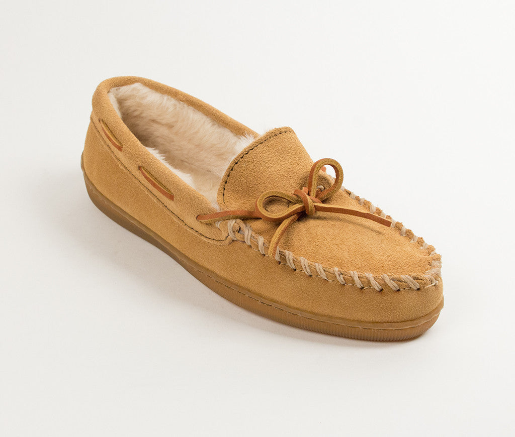 Men's Minnetonka Pile Lined Hardsole Moccasin Slipper #3901